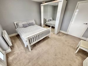Bedroom- click for photo gallery